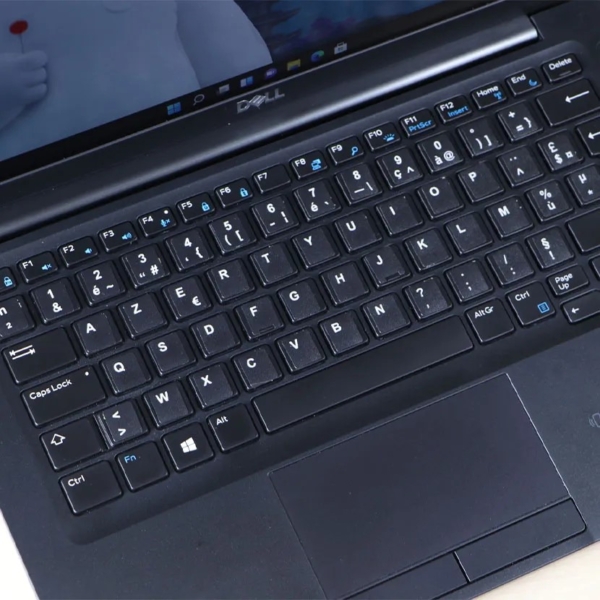 Dell Latitude 7390 – Core i5/i7 – 8e Gen – 16 Go RAM – 512 Go SSD – Image 2